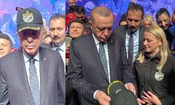 Cumhurbaşkanı Erdoğan, TAKED şapkası taktı