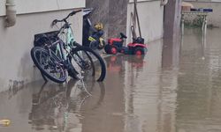 Sağanak yağış, Tire’de hayatı olumsuz etkiledi
