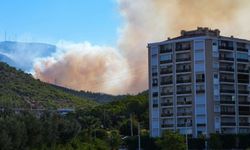 İzmir yanıyor! Alevler evlere sıçradı