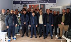 Anahtar Parti, Tire'de ilk kongresini yaptı