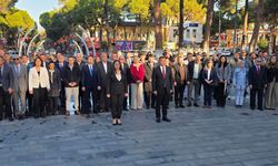 Tire'de Öğretmenler Günü kutlanıyor