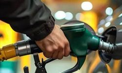 Benzine bu gece 83 kuruşluk indirim geliyor