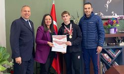 İzmir’de bileğini büken çıkmadı