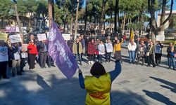 Öğretmenler geçinemiyoruz deyip iş bıraktı