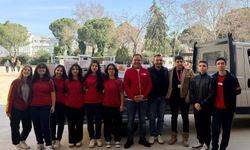 Öğrencilerden Kızılay’a anlamlı bağış