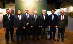 Fuad Mensi Dileksiz Sergisi, Tarihi Akın Pasajı’nda Açıldı