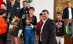 Tire'de Satranç Şöleni: 201 Sporcu Hamlelerini Konuşturdu