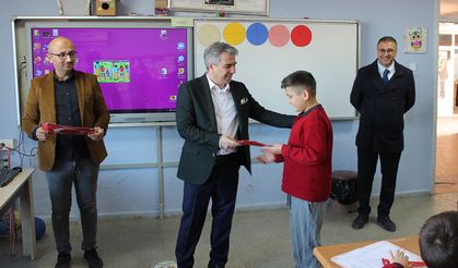 Tire’de 16.356 öğrenci karne aldı