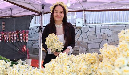 4.Bayındır Turan Mahallesi Nergis ve Kuru Çiçek Festivali Yapıldı