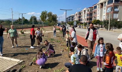 Minikler, fidan dikim etkinliğinde buluştu