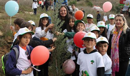 Tire’de fidanlar toprakla buluştu