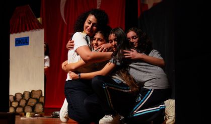 Tire’de 24 Kasım Öğretmenler Günü kutlandı