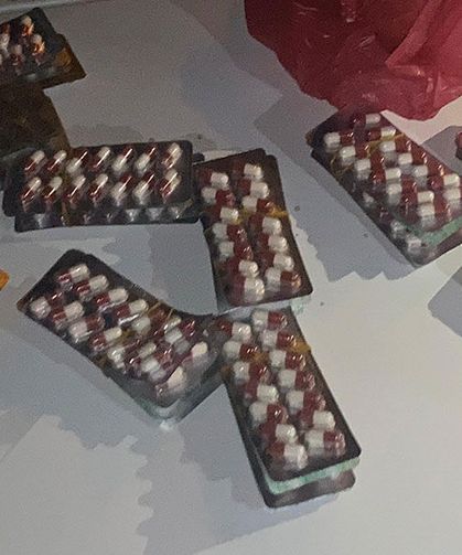 Bir kadının üzerinden 200 uyu*turucu hap çıktı