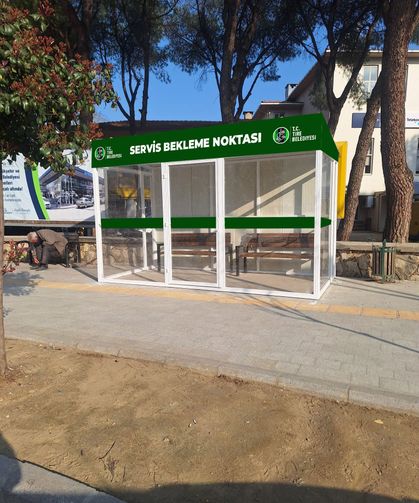 Tire Belediyesi'nden İşçi Servisleri İçin Özel Bekleme Noktaları