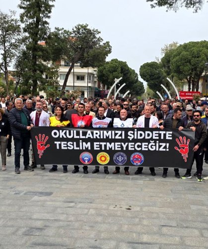 Öğretmenler sokağa indi