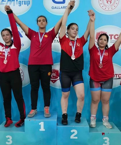 Tire'nin altın kızları, Ankara'da destan yazdı