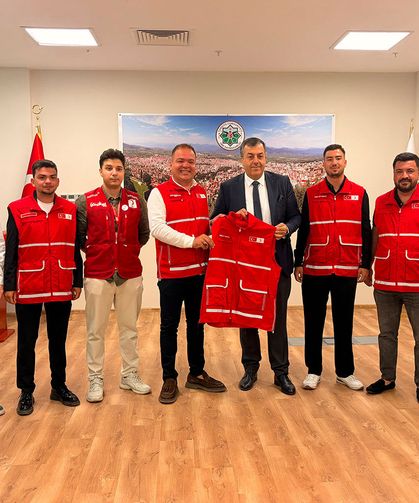 Kızılay’dan yeni Kaymakam’a ziyaret