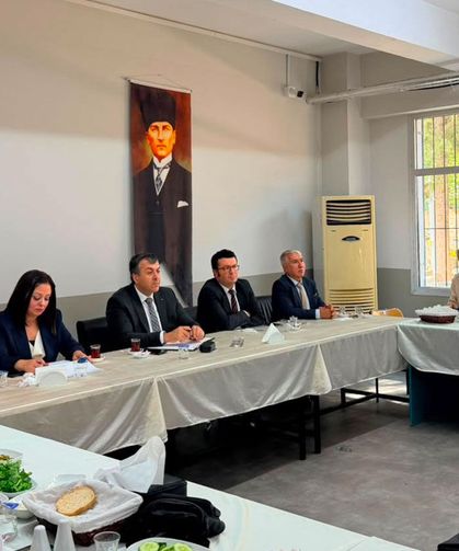 Kaymakam Yakuta, okul müdürleriyle buluştu