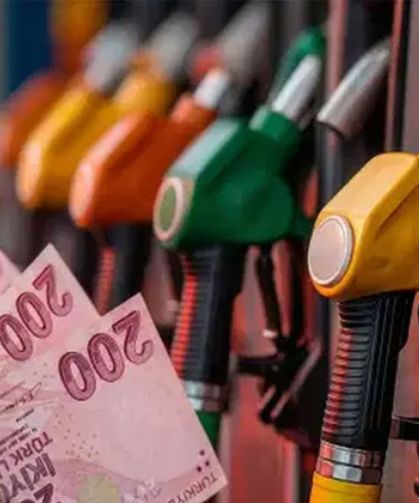 Akaryakıta yeni zam! Bir psikolojik eşik daha aşılıyor
