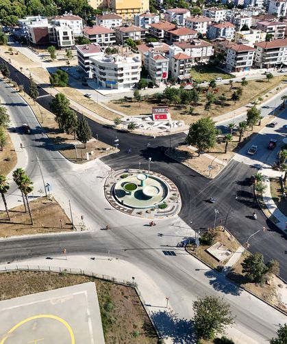 İstasyon Caddesi yeniden trafiğe açıldı