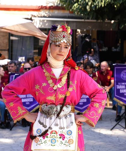 Kurtuluş Coşkusu Tahtakale Meydanı’na Taşındı