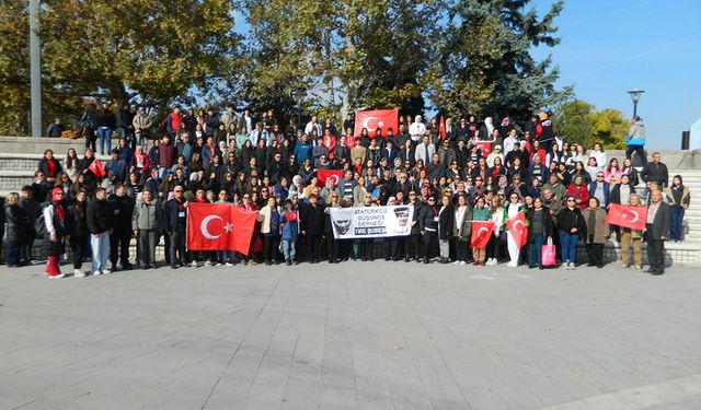 Tireliler Anıtkabir’e akın etti