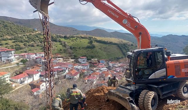 Rüzgar direkleri devirdi, köyler elektriksiz kaldı