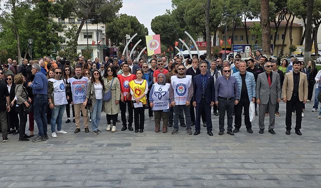 Öğretmenler meslektaşlarına sahip çıktı