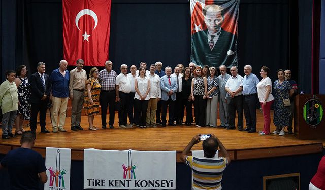 Tire’de “Atatürk’ü Doğru Anlamak” konferansı düzenlendi