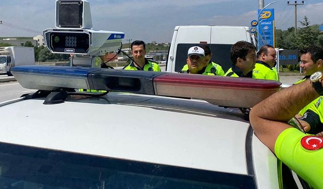 Trafikte bayram önlemleri: 30 km'de bir radar