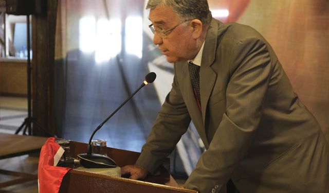 CHP İlçe Başkanı Gürol Soyuer, güven tazeledi