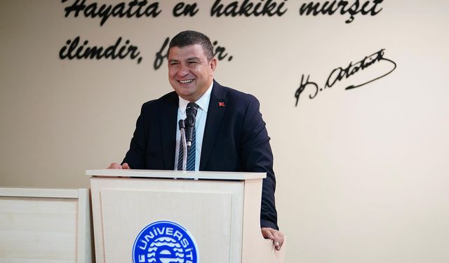 Başkan Okuroğlu, üniversite öğrencileriyle buluştu