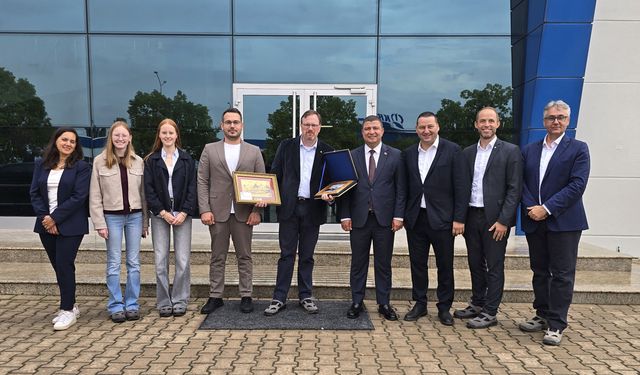 Bernard Krone, Tire fabrikasını ziyaret etti