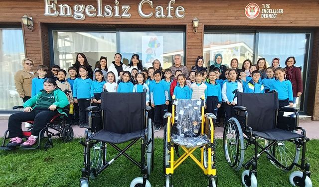 Kendileri küçük, yürekleri kocaman