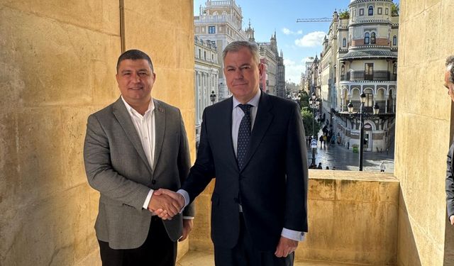 Başkan Okuroğlu, Mansur Yavaş ile Endülüs bölgesini ziyaret etti