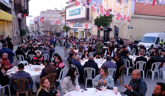 MHP Tire’de iftar yemeği verdi
