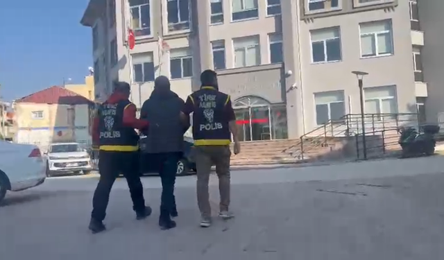 Tire’de 15 yıldır aranan şahıs, polis tarafından yakalandı