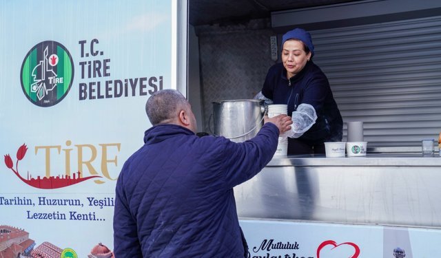 Tire’de içleri ısıtan dayanışma: her sabah sıcak çorba ikramı