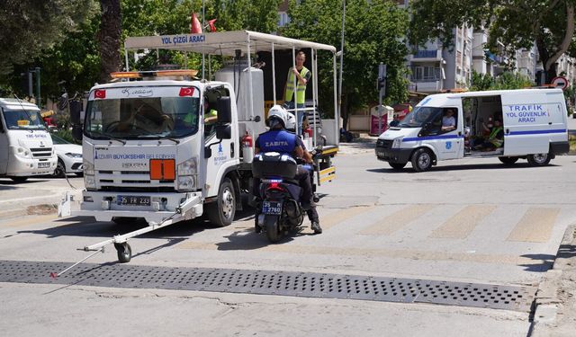 Tire'de Yol Çizgileri ve Yaya Geçitleri Yenileniyor