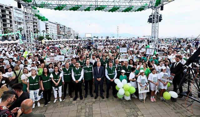 Tireli Öğrenciler Yeşilay Bağımsızlık Festivali’ne Damga Vurdu