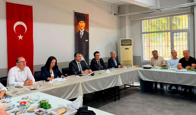 Kaymakam Yakuta, okul müdürleriyle buluştu