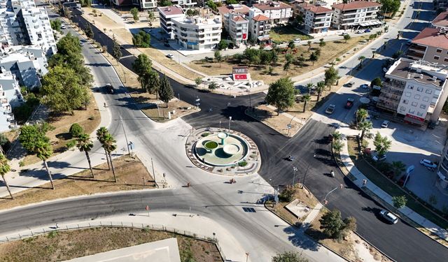 İstasyon Caddesi yeniden trafiğe açıldı