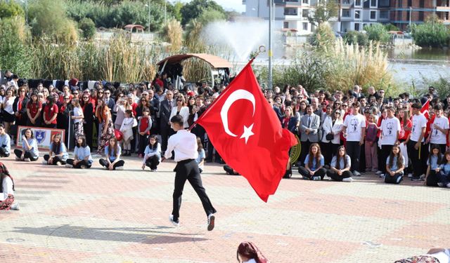 Tire’de Cumhuriyet Bayramı, coşkuyla kutlandı
