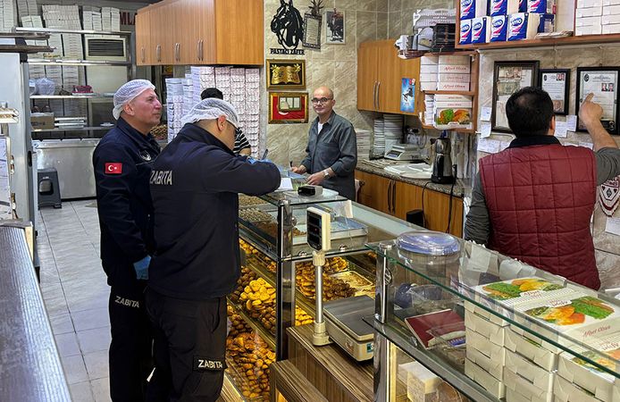 Bayram öncesi gıda işletmeleri denetlendi