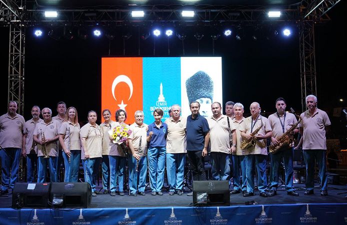 Tire Belediyesi Armoni Bandosu Konseri, dinleyenleri mest etti