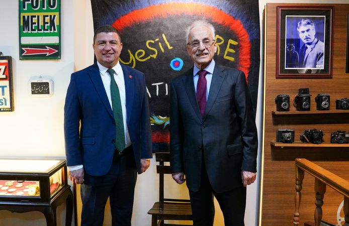 Murat Karayalçın, Tire’de konferans verdi