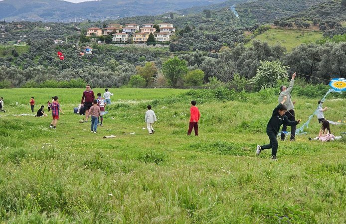4 Eylül İlkokulu’ndan Renkli Uçurtma Şenliği