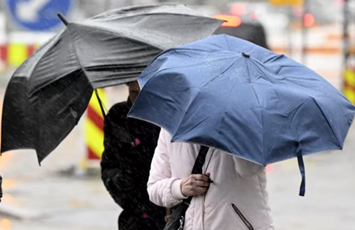 Meteorolojiden çifte uyarı: Hem fırtına, hem kuvvetli yağış geliyor