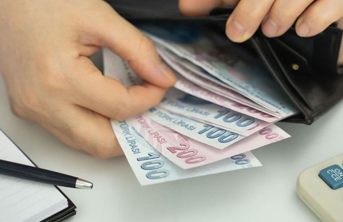 Hükümet asgari ücretle ilgili tartışmalara son noktayı koydu