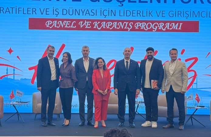 Osman Öztürk, İstanbul’da ‘Kooperatifçilikte Başarı’ modelini anlattı